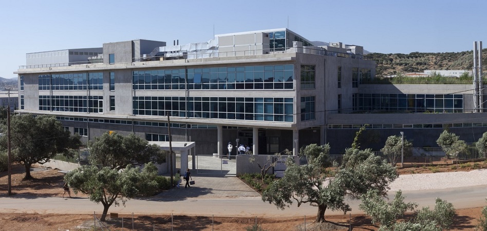 La familia Puig toma el control de la griega Apivita